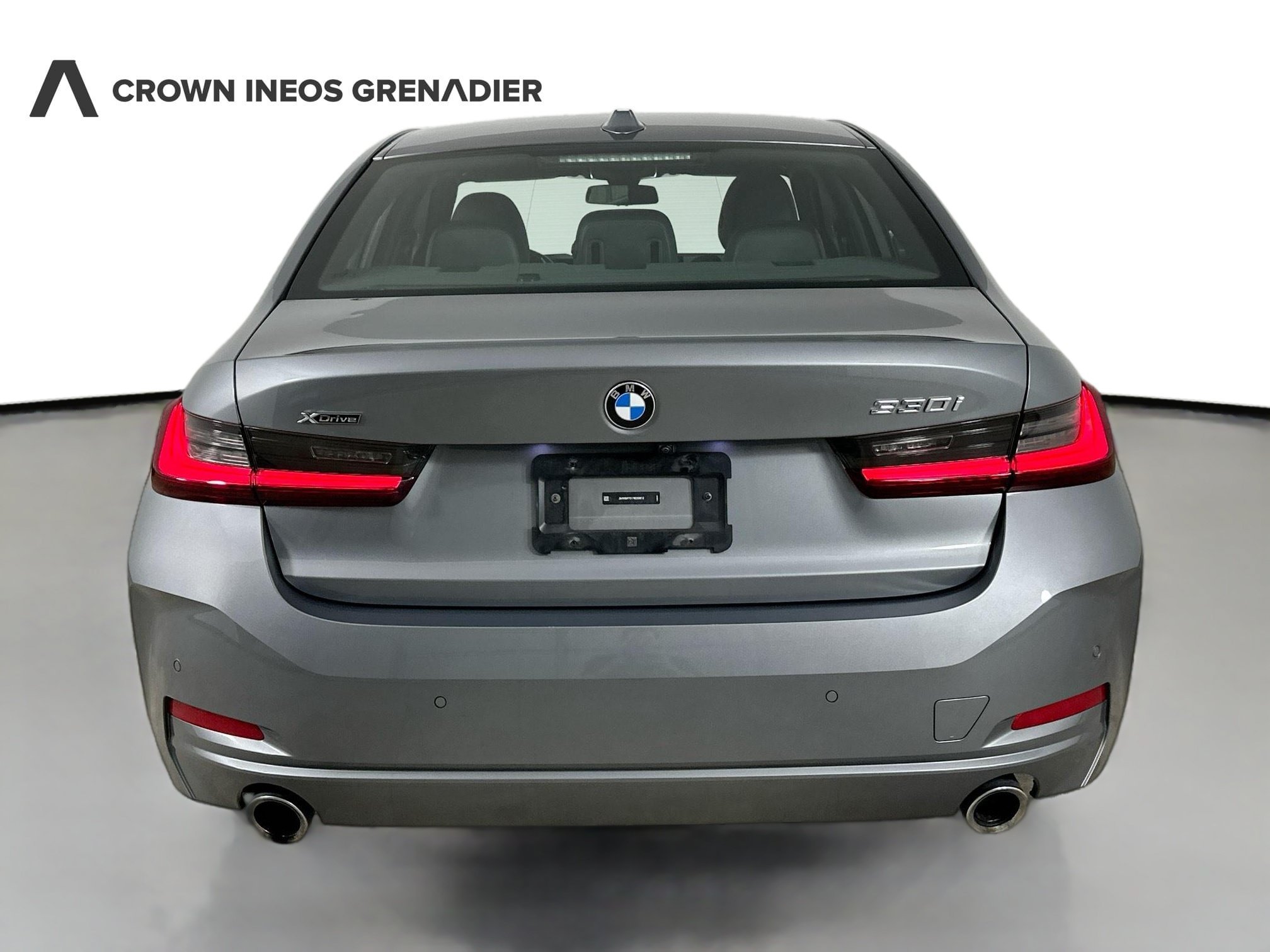 Used 2023 BMW 330i xDrive Sedan w/ Premium Package AWD/4WD image 6