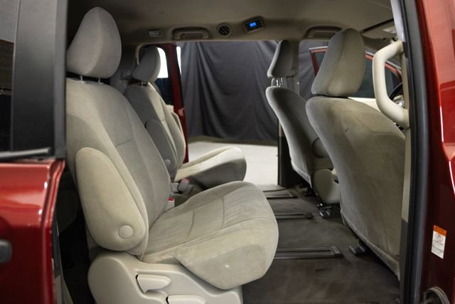 Used 2020 Toyota Sienna L FWD image 18