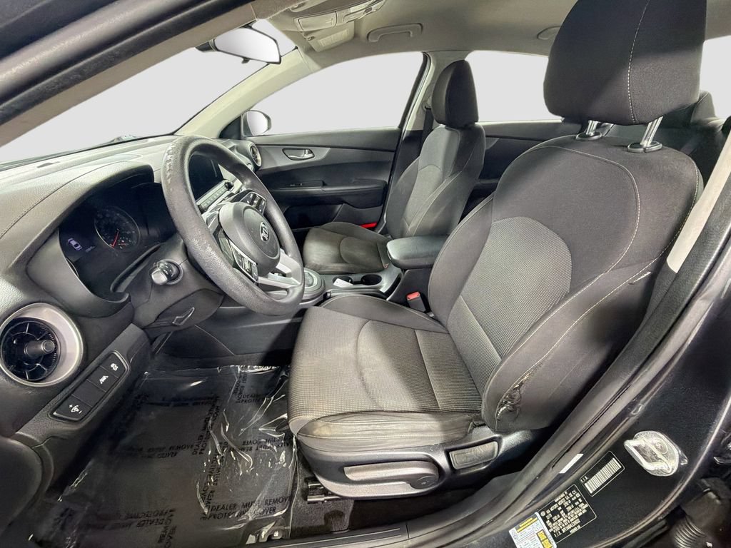 Used 2020 Kia Forte LXS FWD image 20