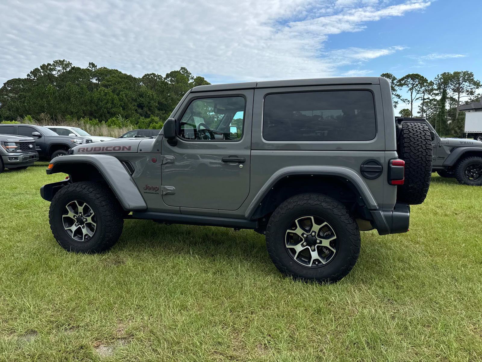 Used 2022 Jeep Wrangler Rubicon w/ LED Lighting Group AWD/4WD image 5