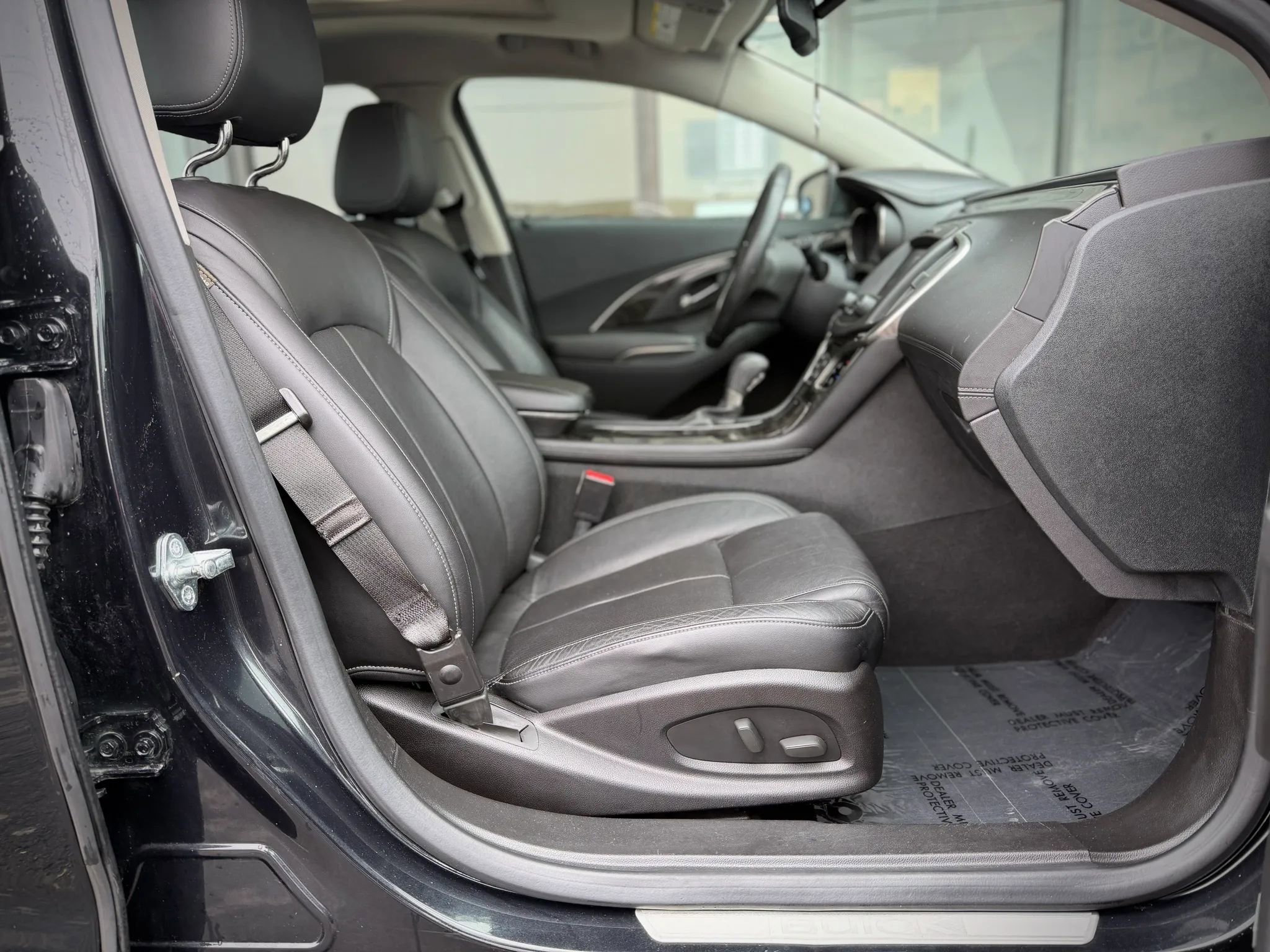 Used 2015 Buick LaCrosse Premium w/ Driver Confidence Package #1 image 20