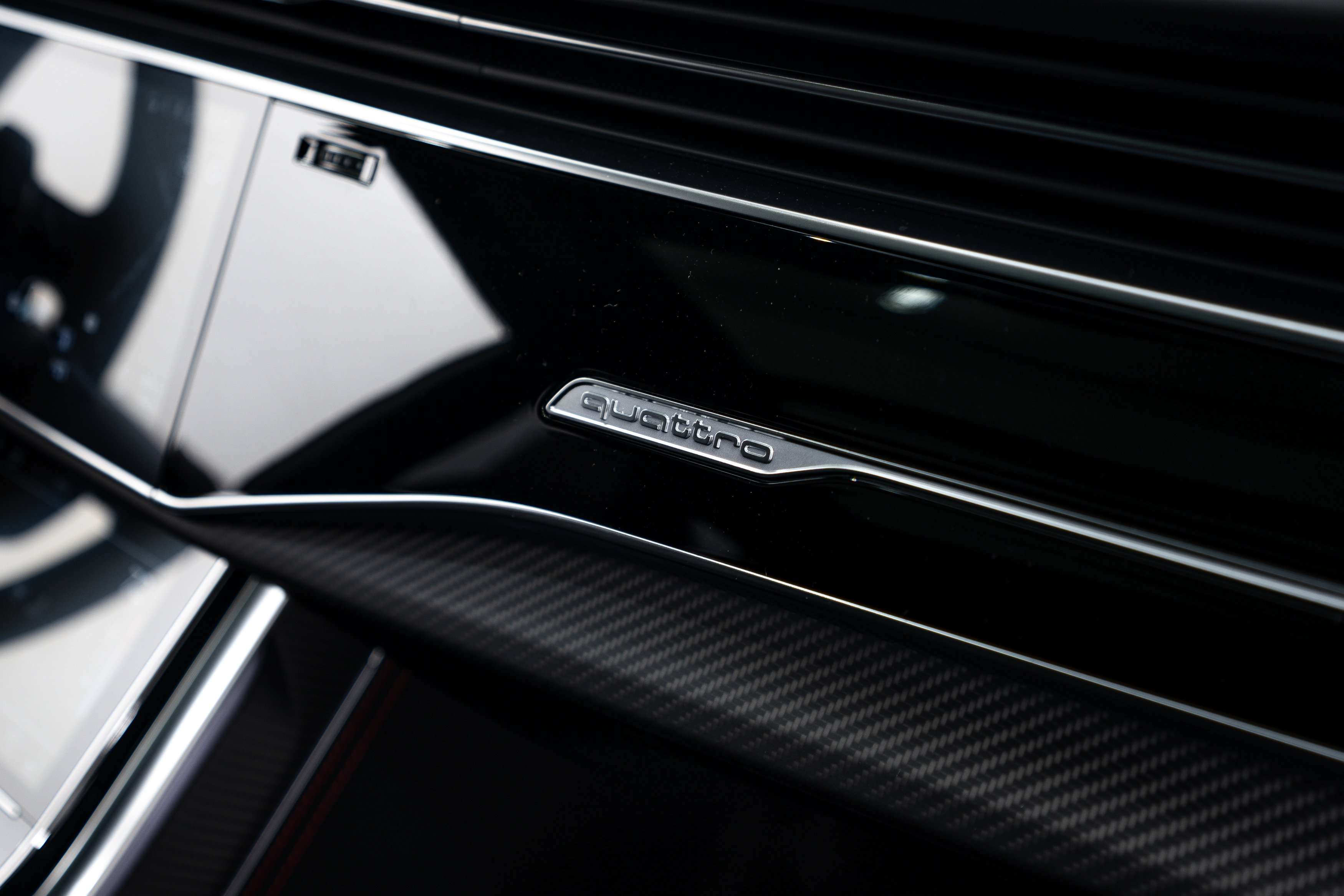 New 2025 Audi RS Q8 performance AWD/4WD image 15