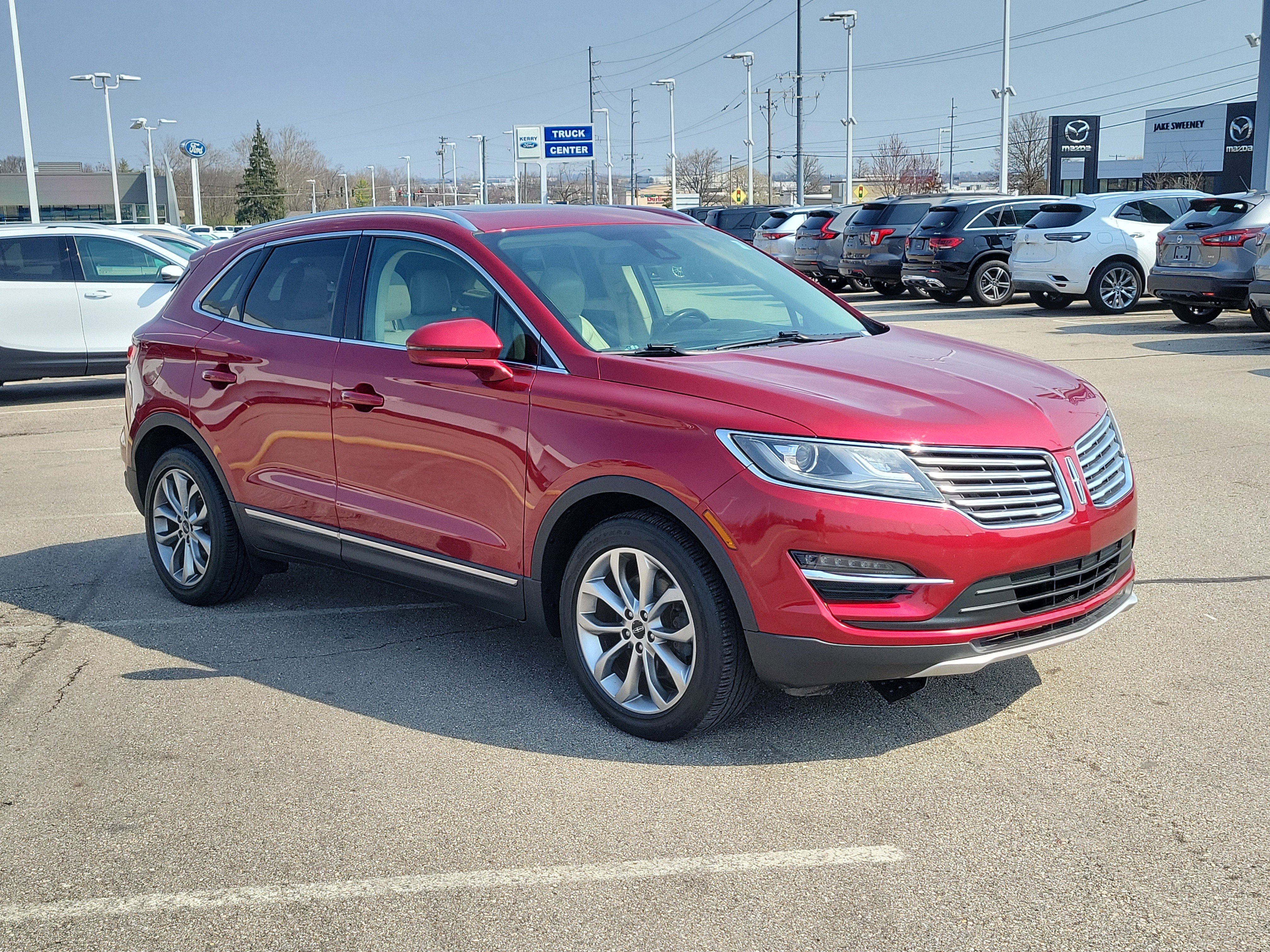 Used 2018 Lincoln MKC Select w/ Select Plus Package image 2