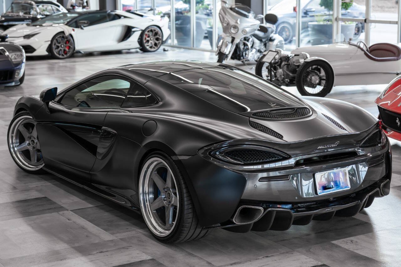 Used 2017 McLaren 570S RWD image 18