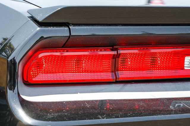 Used 2013 Dodge Challenger R/T RWD image 10