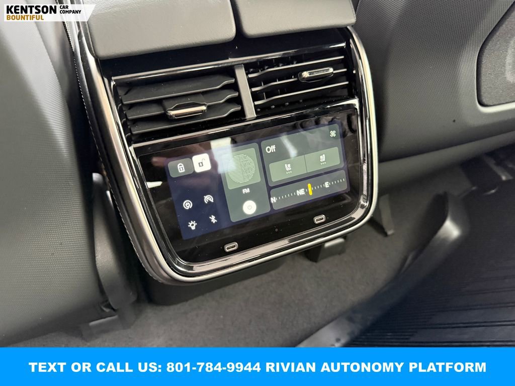 Used 2025 Rivian R1T Adventure image 33