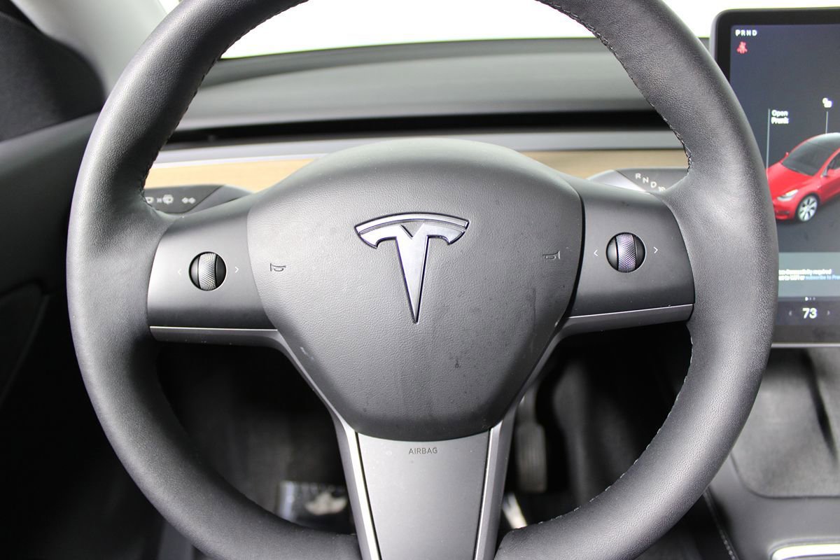Used 2021 Tesla Model Y Long Range AWD/4WD image 13