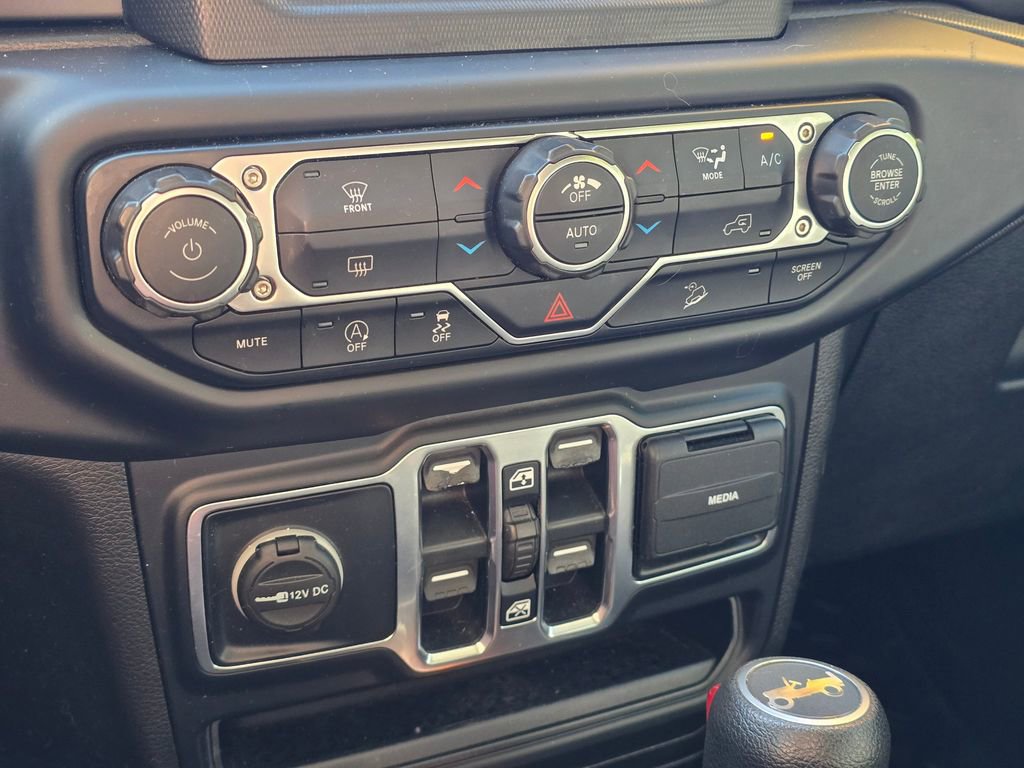 Used 2019 Jeep Wrangler Unlimited Sport S image 21