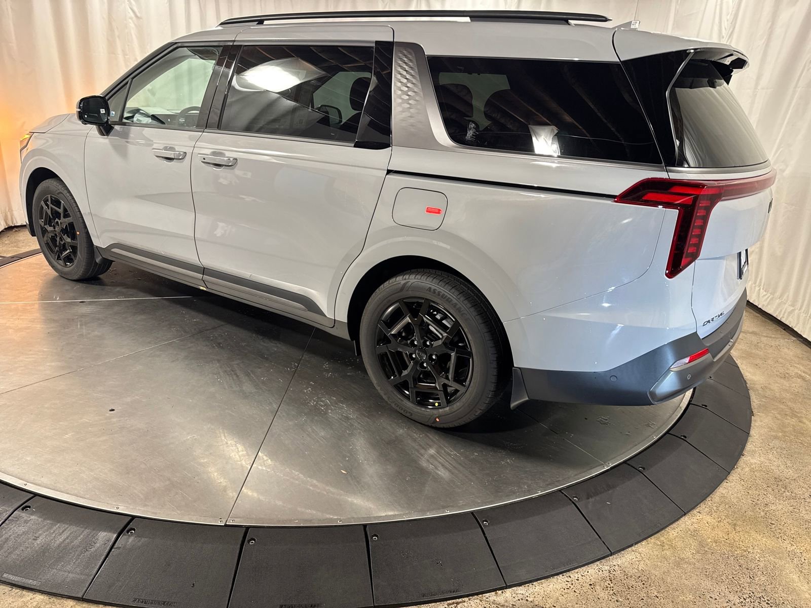 New 2026 Kia Carnival SX Prestige FWD image 7