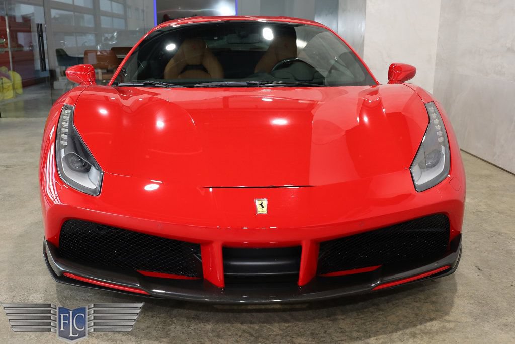 Used 2018 Ferrari 488 GTB RWD image 7