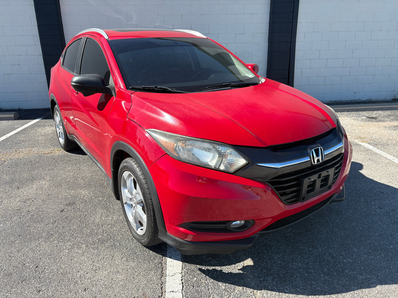Used 2016 Honda HR-V EX-L image 2