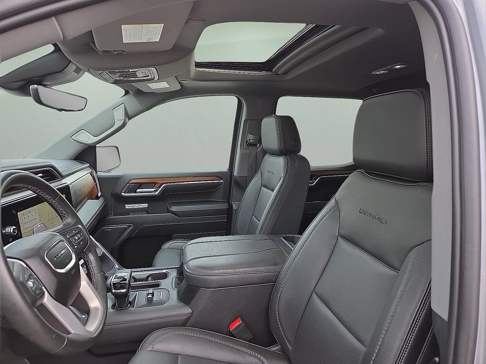Certified 2023 GMC Sierra 1500 Denali w/ Denali Reserve Package AWD/4WD image 9