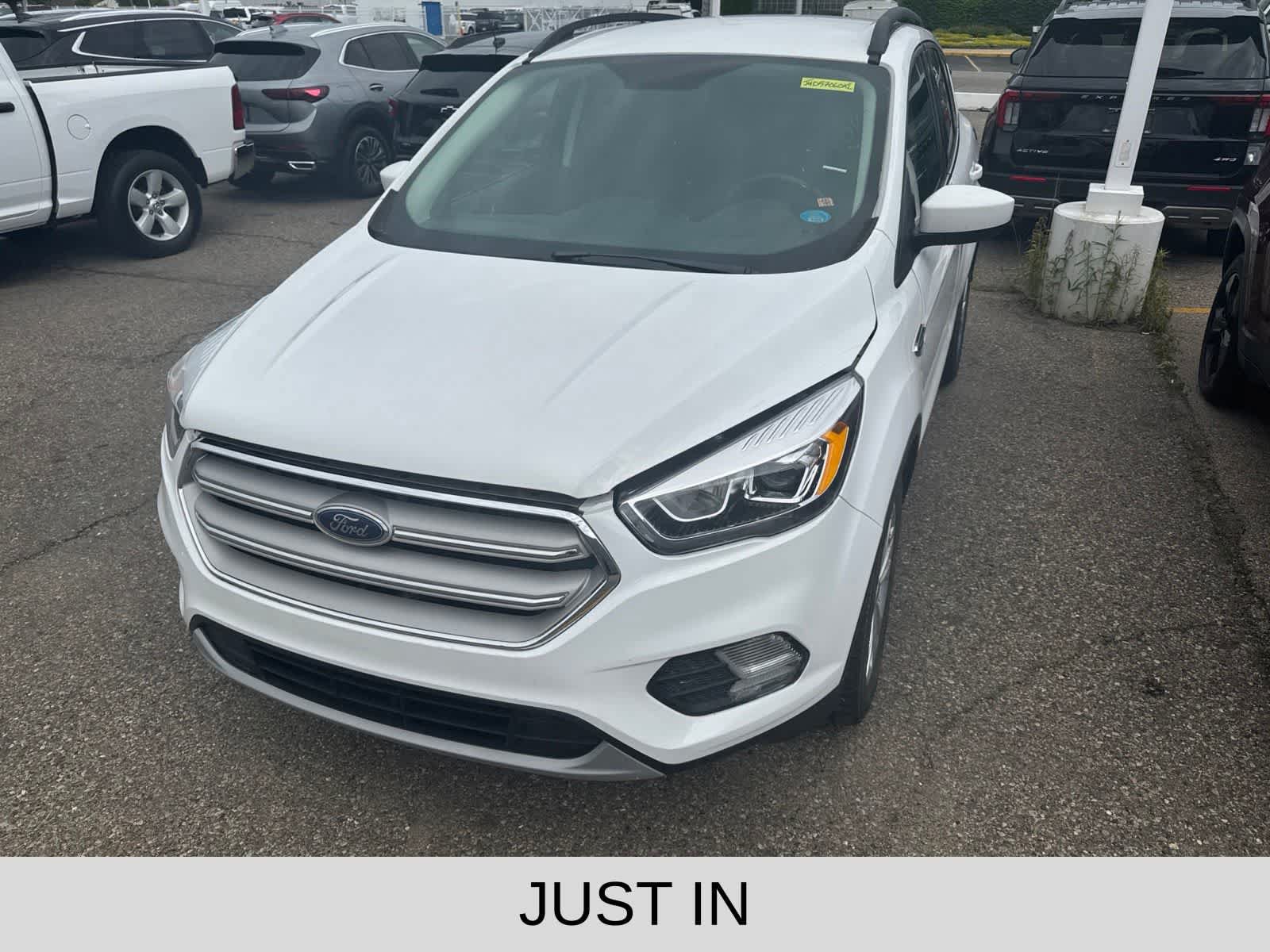 Used 2018 Ford Escape SEL FWD image 1