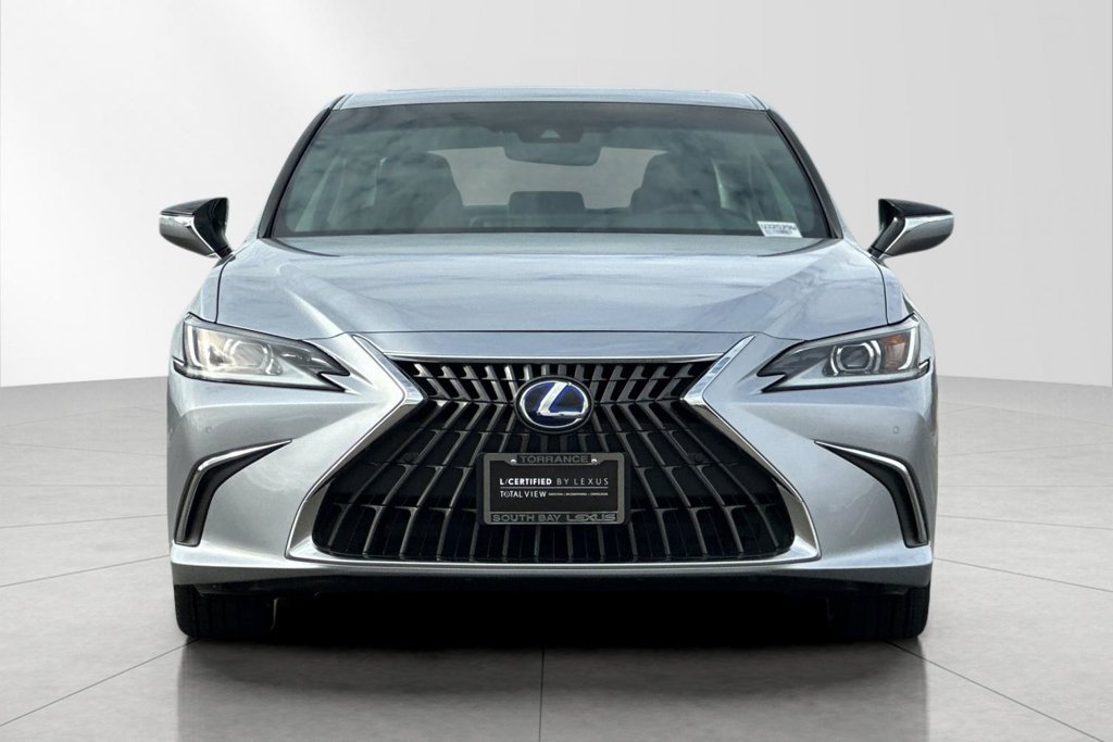 Certified 2022 Lexus ES 300h w/ Premium Package FWD image 9