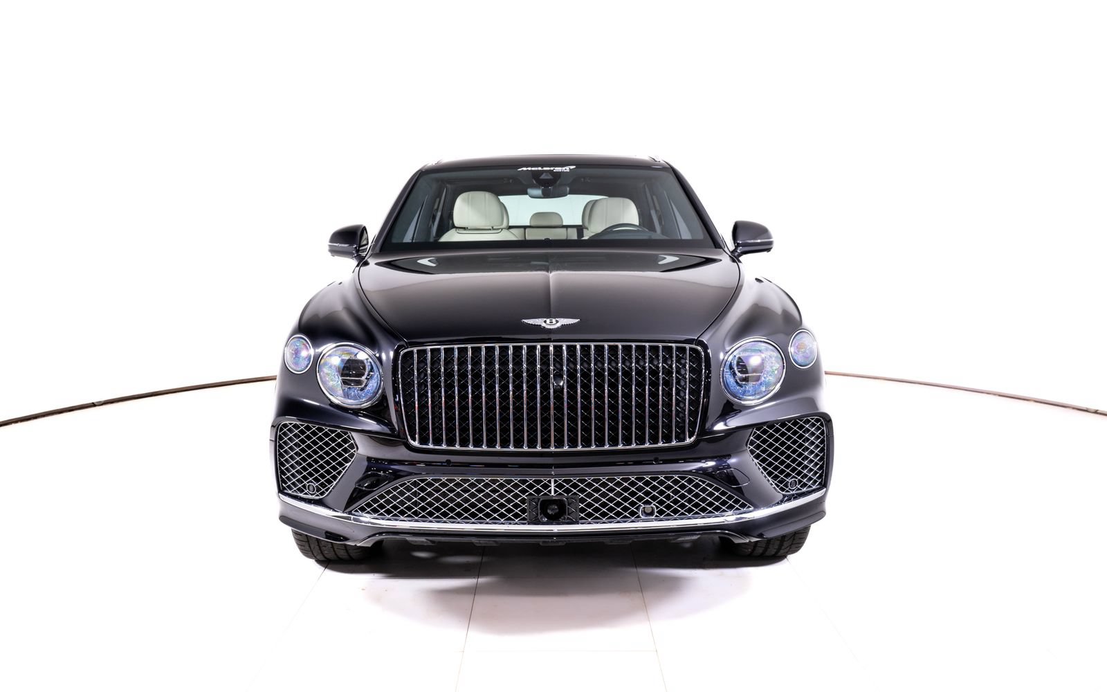 Used 2025 Bentley Bentayga AWD/4WD image 8