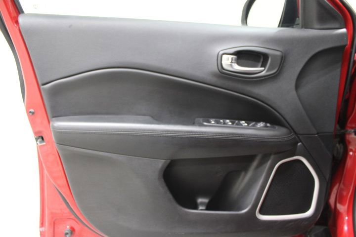 Used 2019 Jeep Compass Altitude image 19