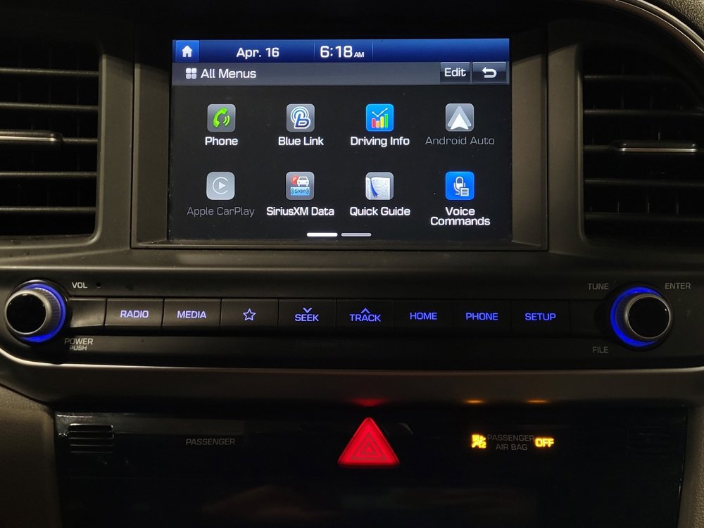 Used 2019 Hyundai Elantra Value Edition w/ Winter Weather Package FWD image 25