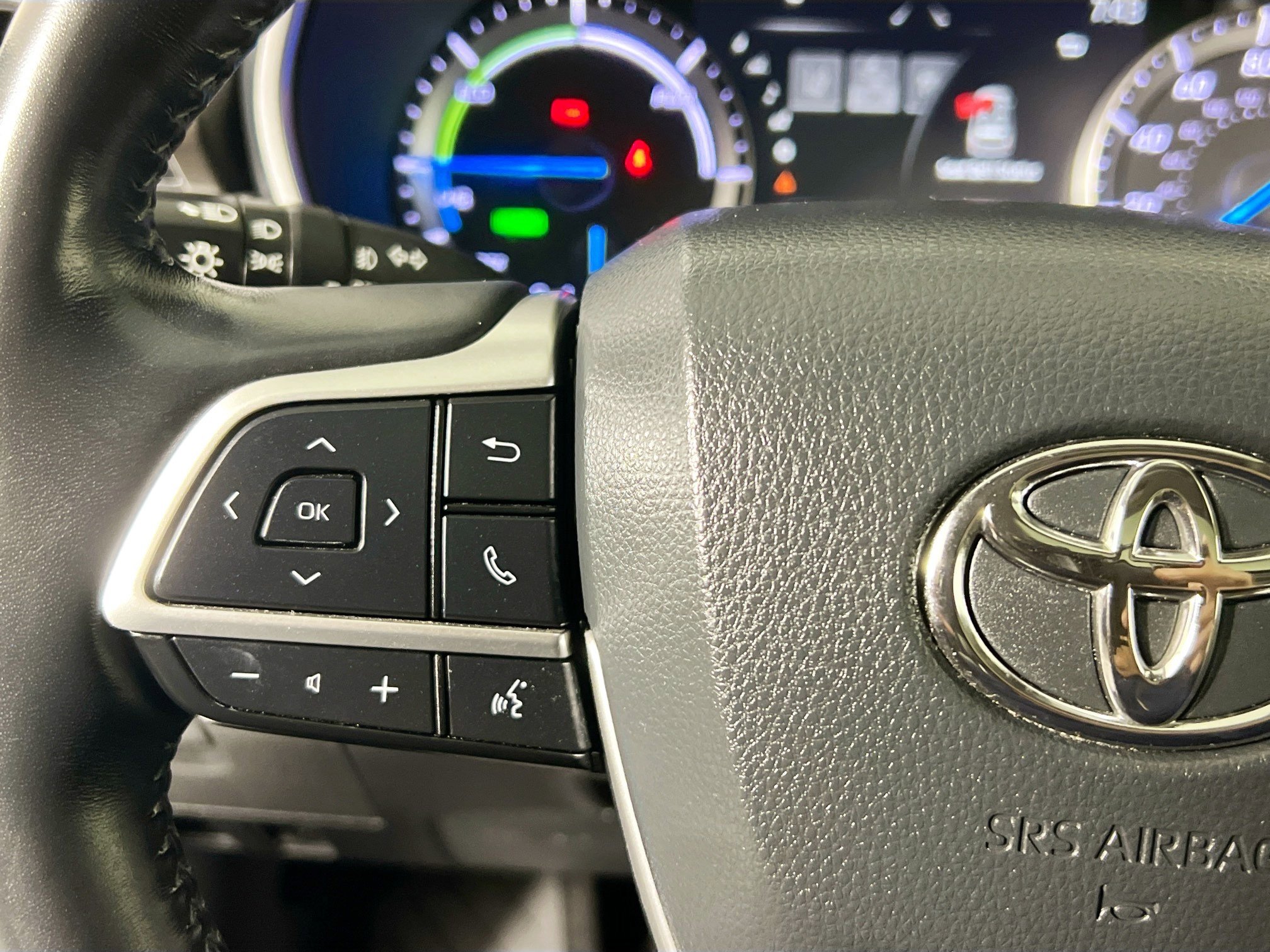 Used 2022 Toyota Highlander Limited image 18