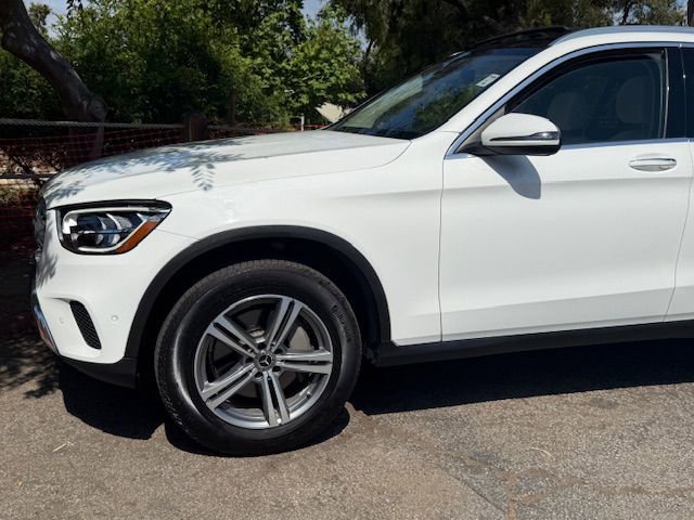 Used 2021 Mercedes-Benz GLC 300 image 29