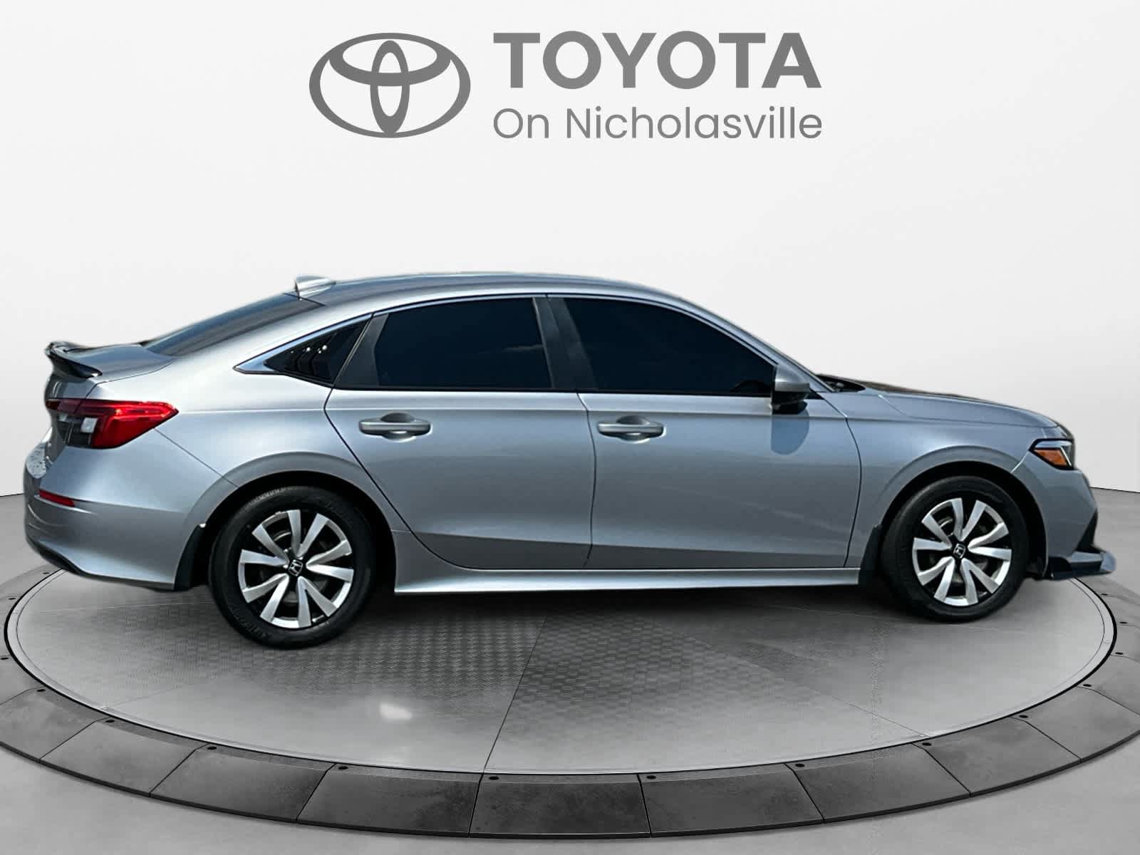 Used 2024 Honda Civic LX image 6
