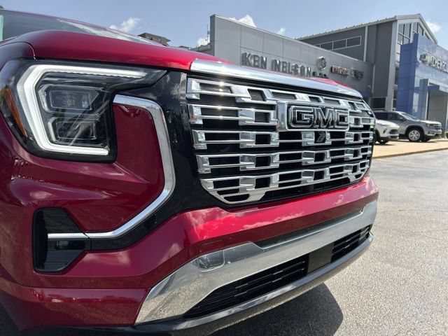 New 2026 GMC Terrain Denali w/ LPO, Black Badging Package AWD/4WD image 5