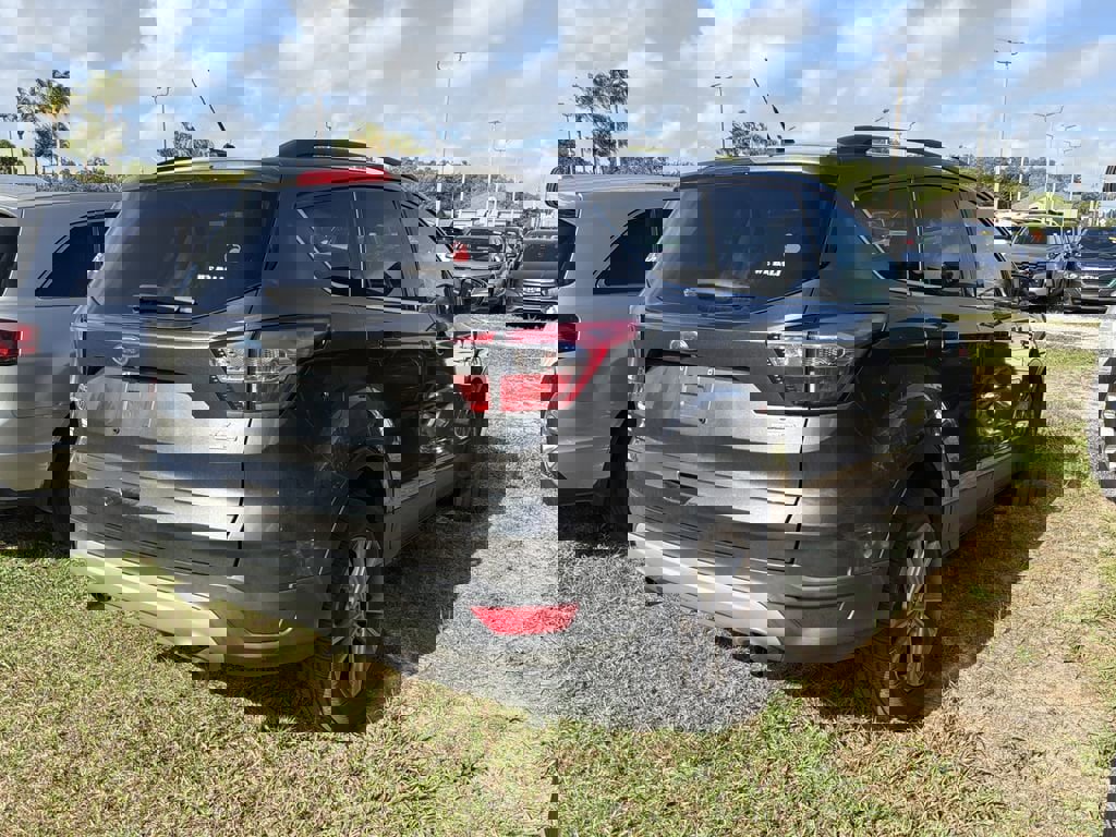 Used 2018 Ford Escape SE image 8