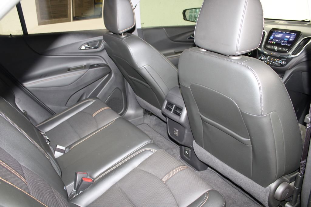 Used 2023 Chevrolet Equinox Premier FWD image 31