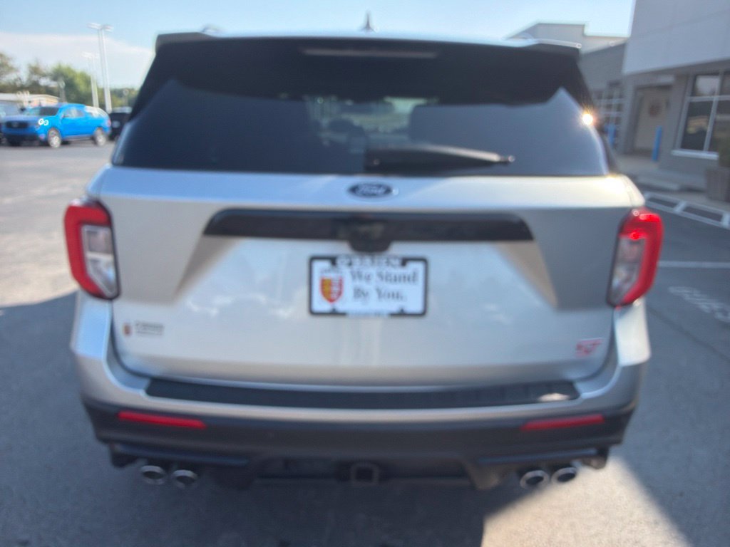 Used 2020 Ford Explorer ST w/ ST Street Pack AWD/4WD image 4