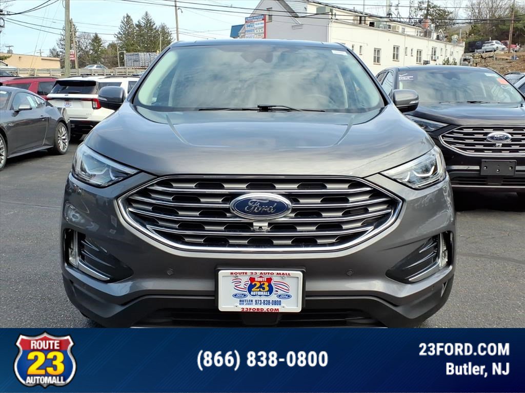 Certified 2022 Ford Edge Titanium w/ Equipment Group 301A AWD/4WD image 2
