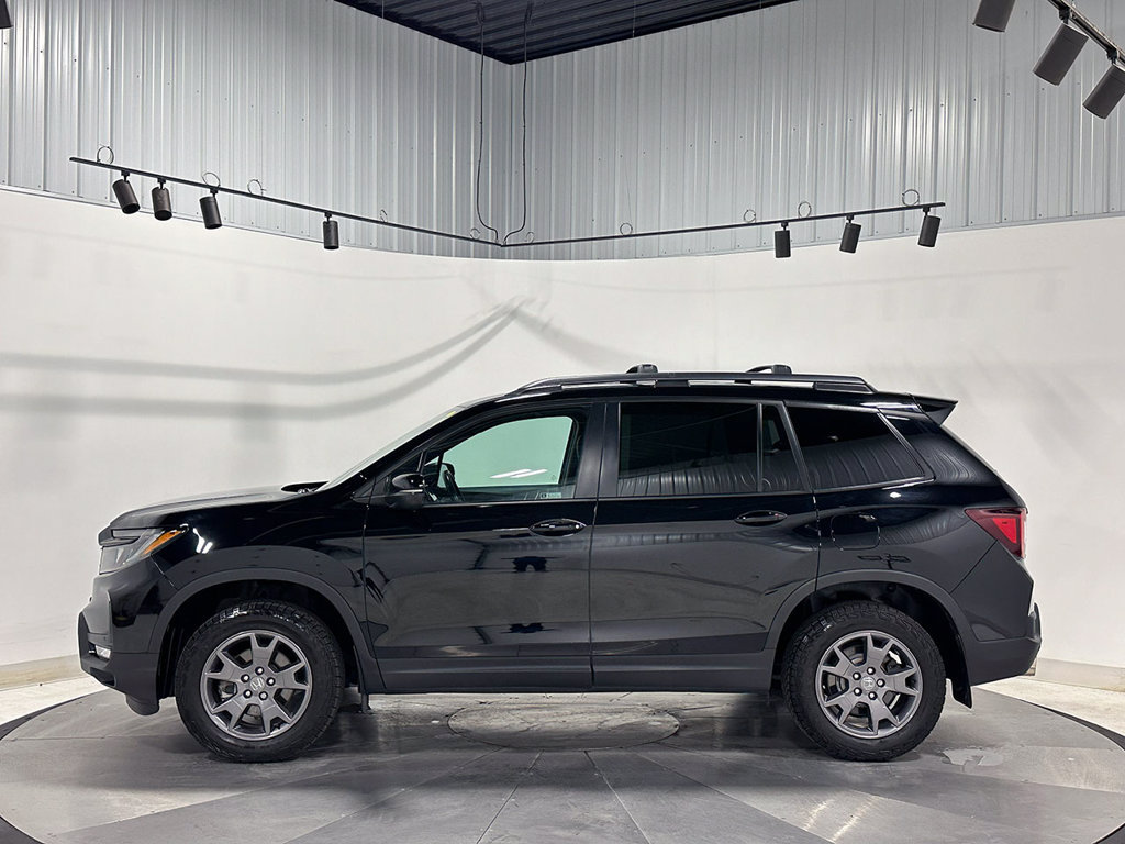 Used 2024 Honda Passport TrailSport image 16