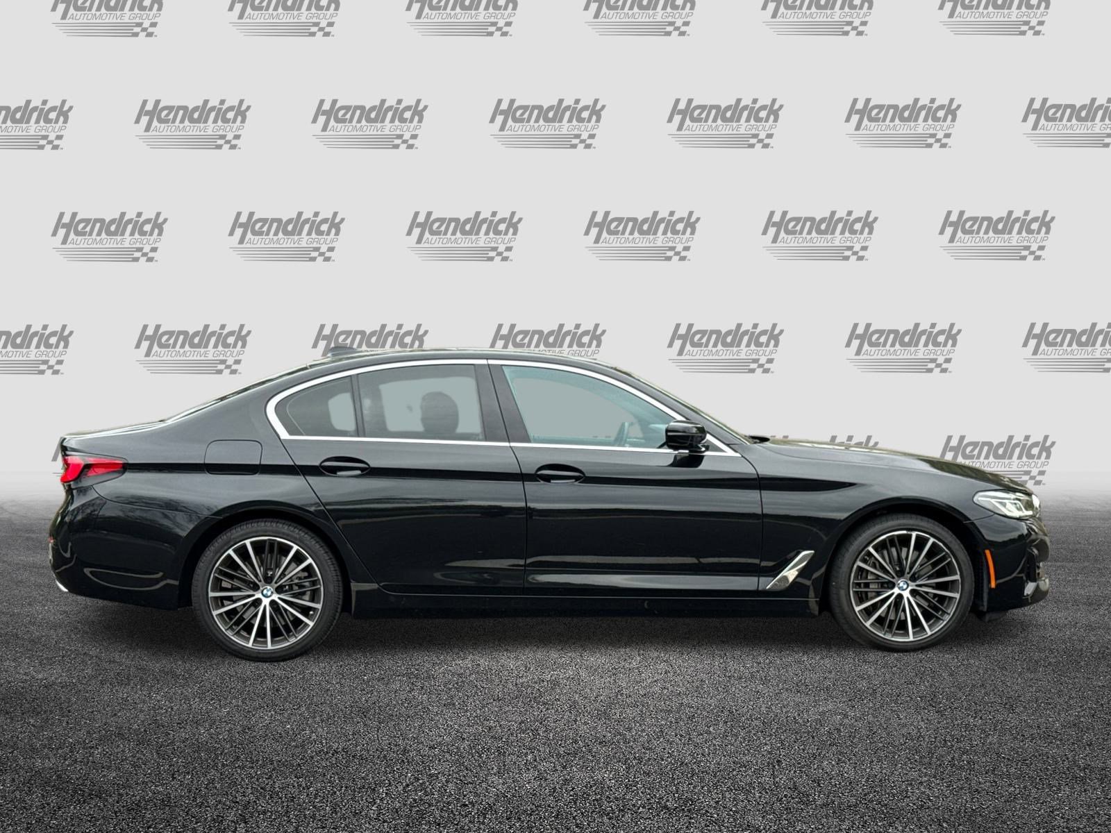 Certified 2023 BMW 540i w/ Premium Package image 3