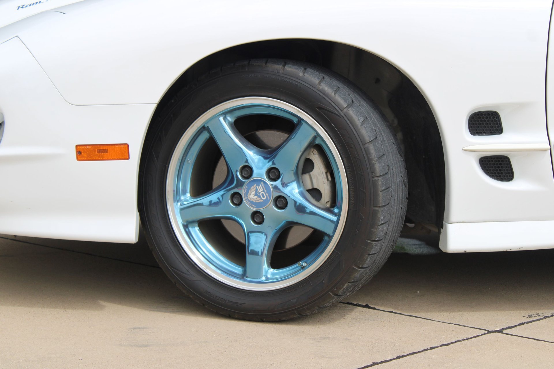 Used 1999 Pontiac Firebird Trans Am RWD image 28