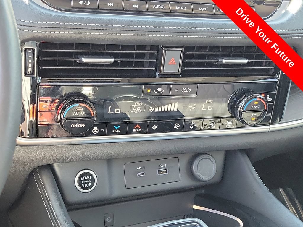 Used 2023 Nissan Rogue Platinum w/ Platinum Premium Package FWD image 13