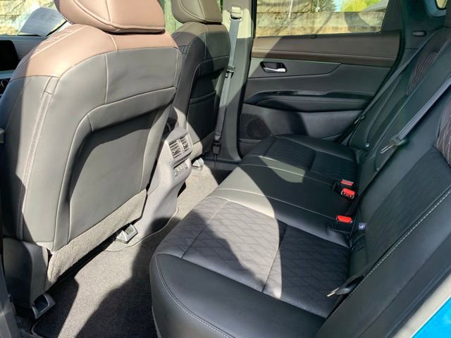 Used 2025 Nissan Murano Platinum w/ Cargo Package image 17