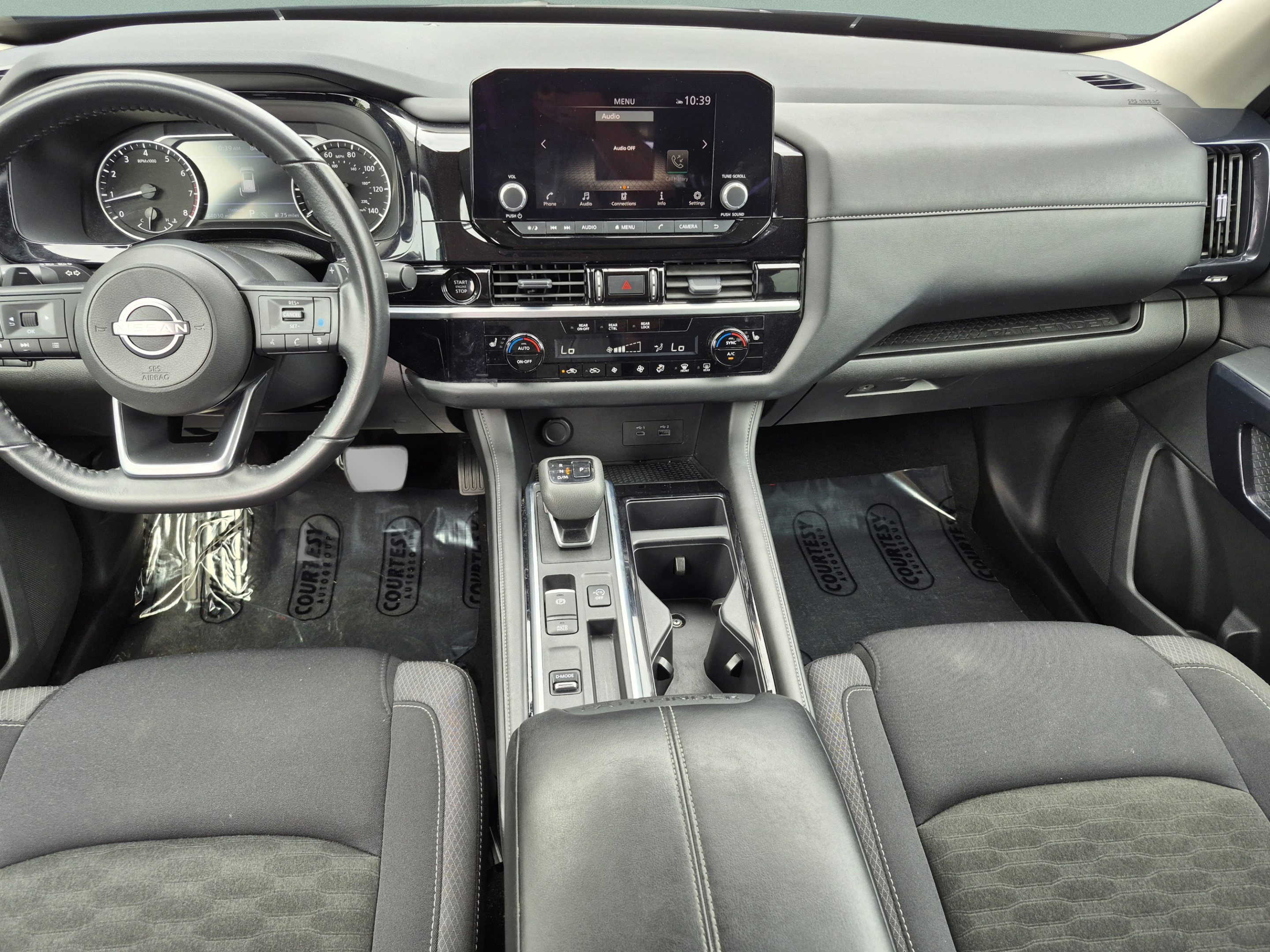 Certified 2025 Nissan Pathfinder SV FWD image 15