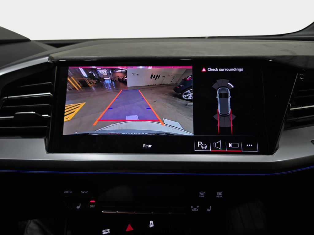 Used 2024 Audi Q4 e-tron Premium Plus w/ Premium Plus image 25