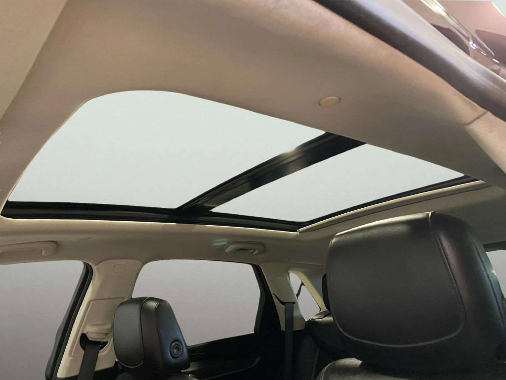 Used 2018 Cadillac XT5 Luxury image 19