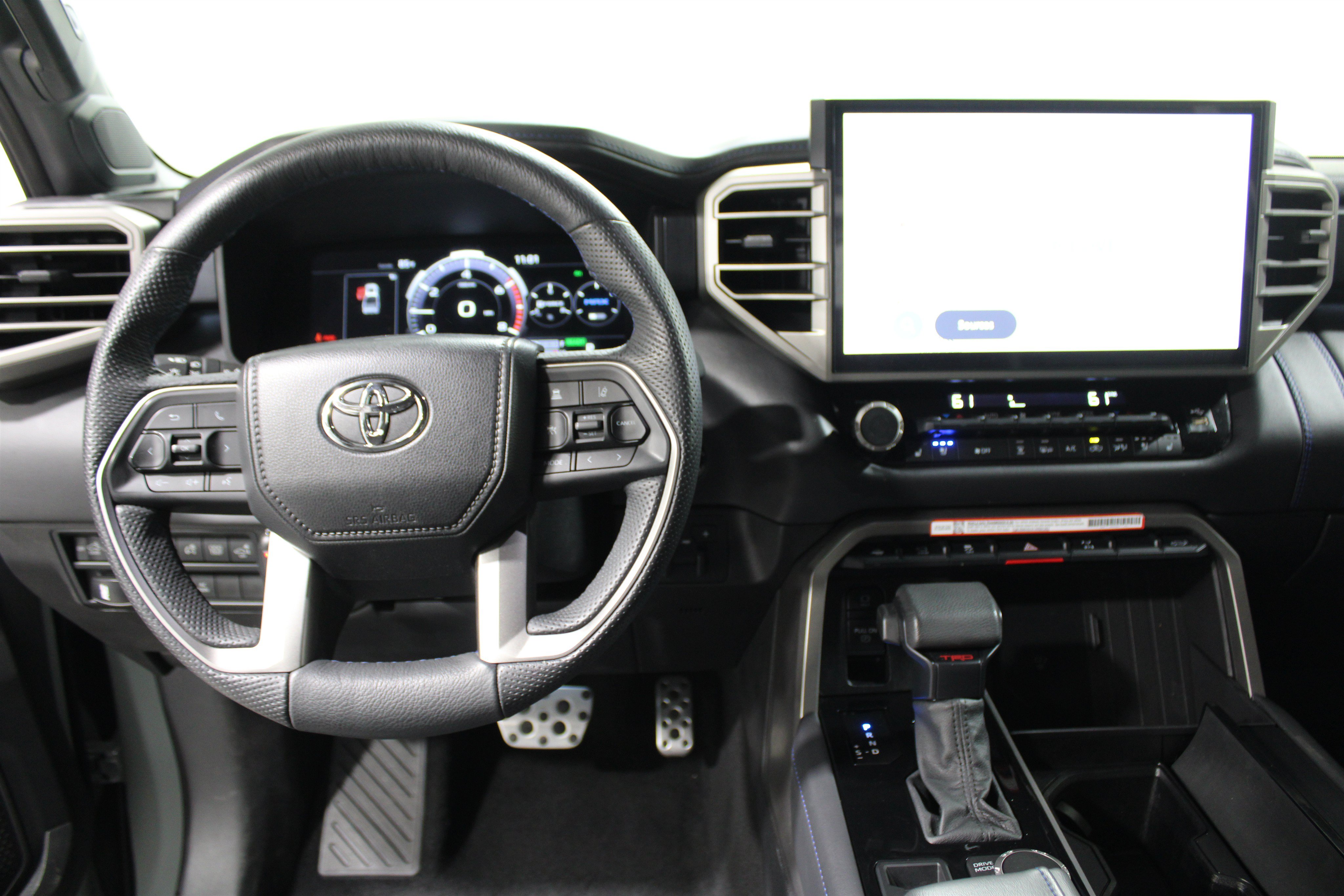 Used 2026 Toyota Tundra Platinum w/ TRD Off-Road Package AWD/4WD image 2