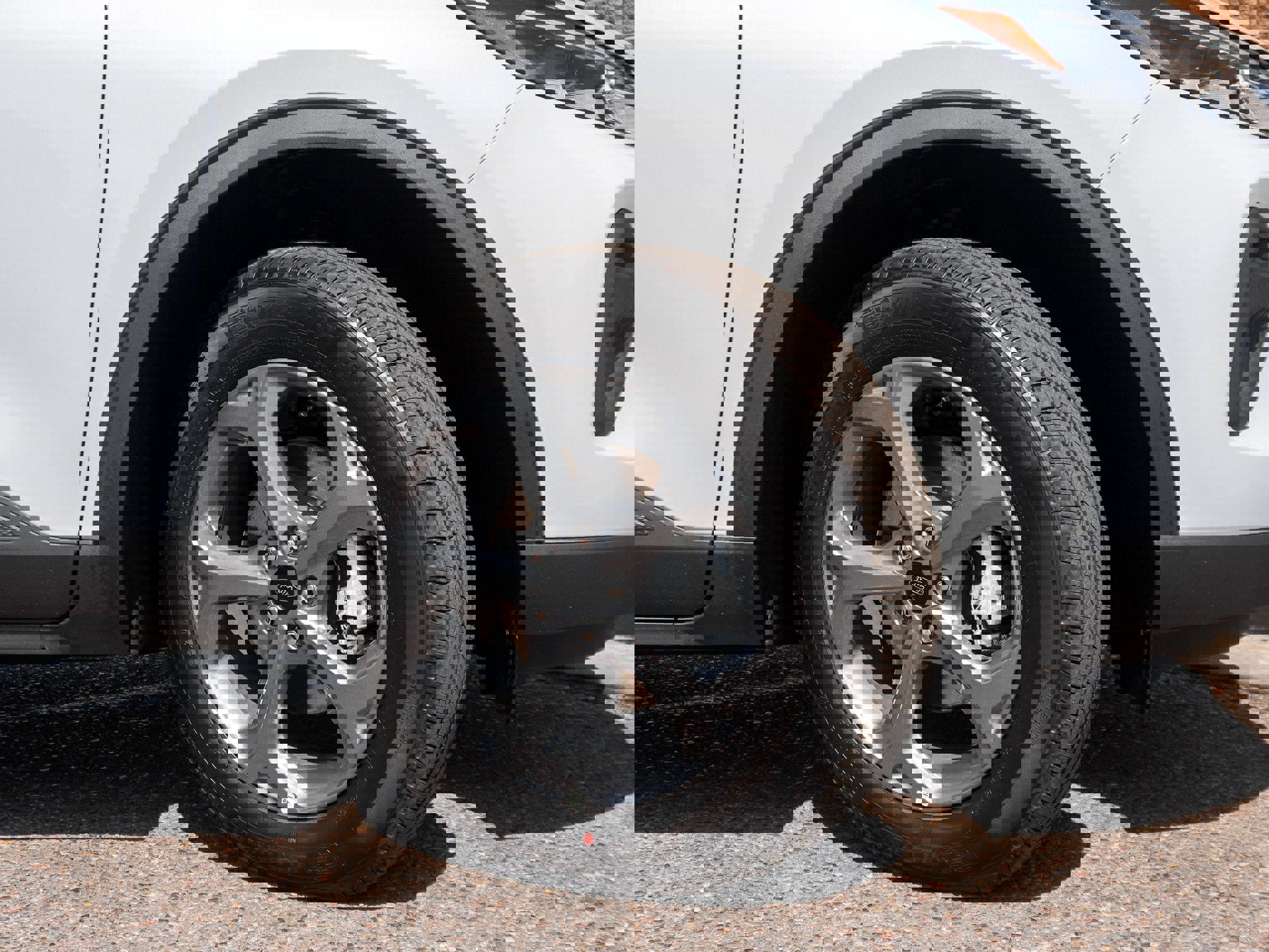 New 2025 Ford Escape ST-Line w/ Tech Pack #1 image 13