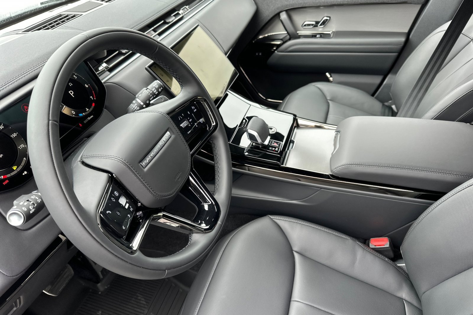 New 2025 Land Rover Range Rover Sport Dynamic SE image 9