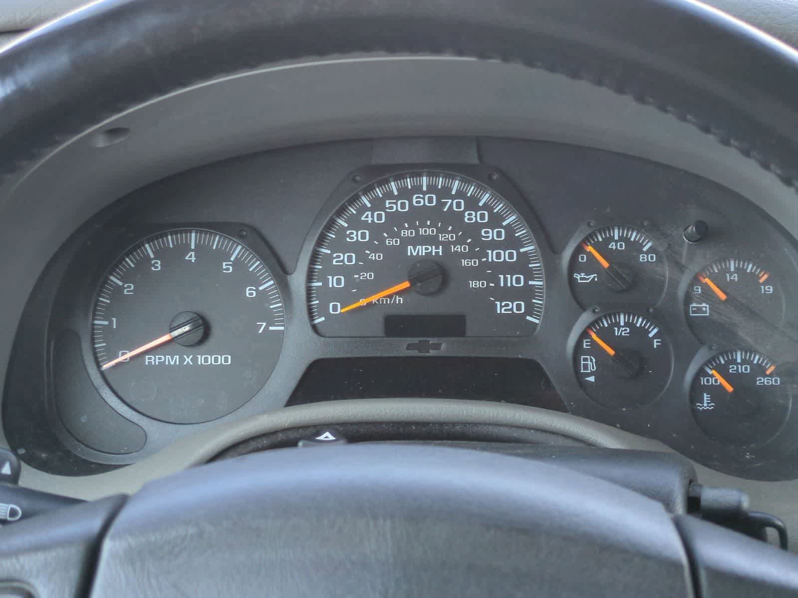 Used 2004 Chevrolet TrailBlazer LT w/ LT Preferred Equipment Group AWD/4WD image 32
