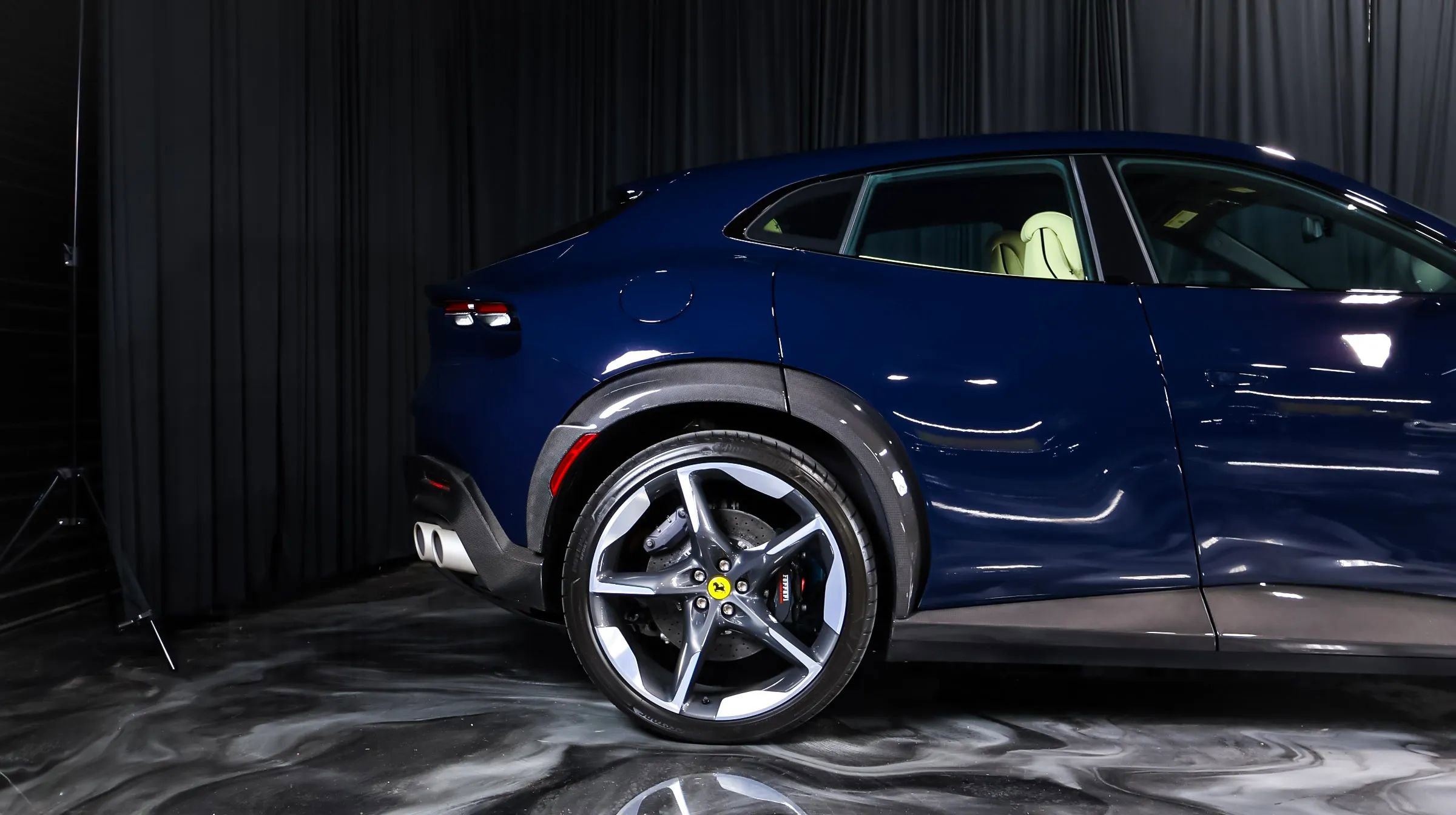 Used 2026 Ferrari Purosangue AWD/4WD image 3