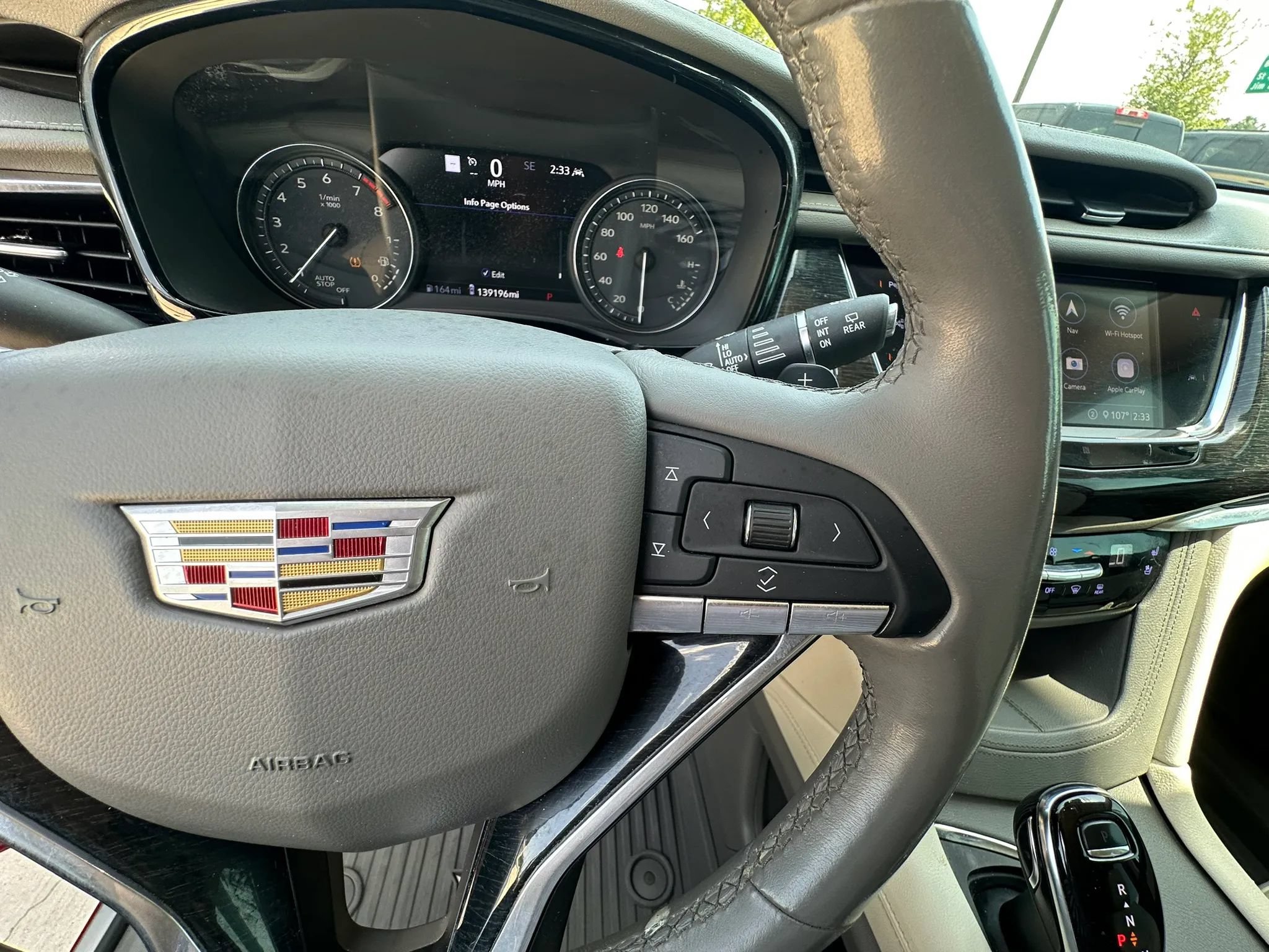 Used 2020 Cadillac XT6 Premium Luxury FWD image 31