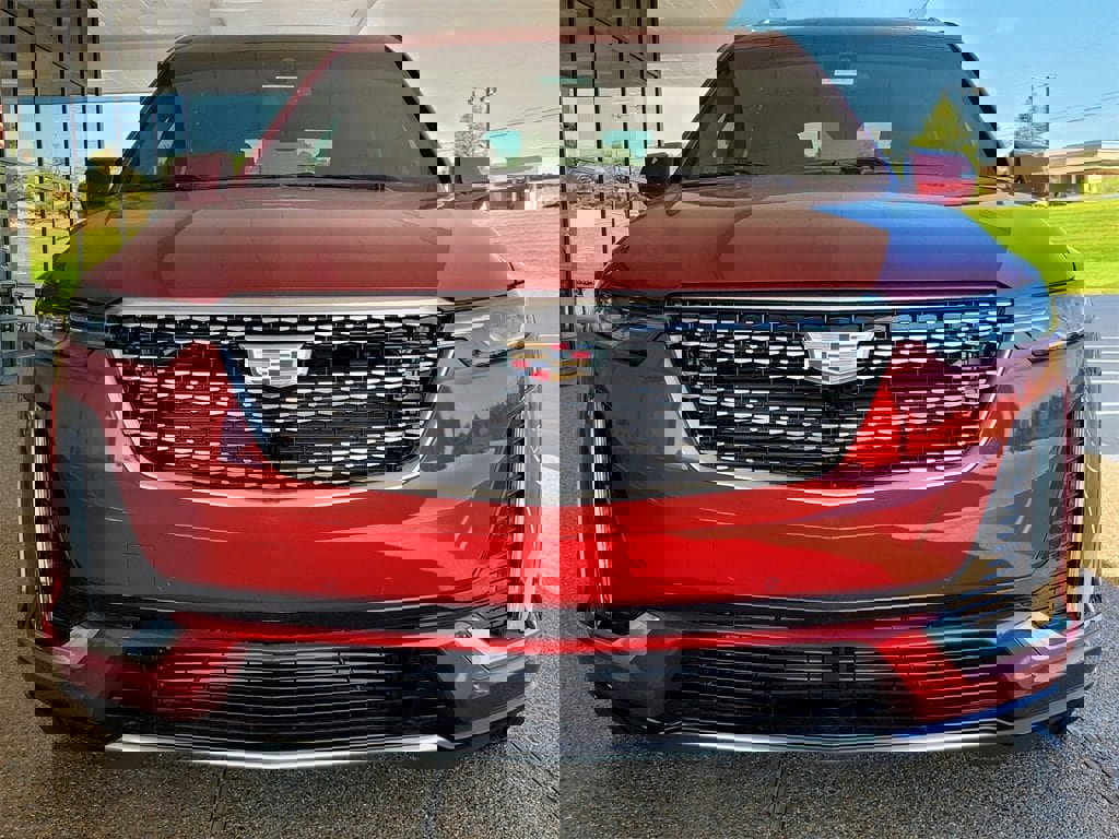 New 2025 Cadillac XT6 Luxury image 5