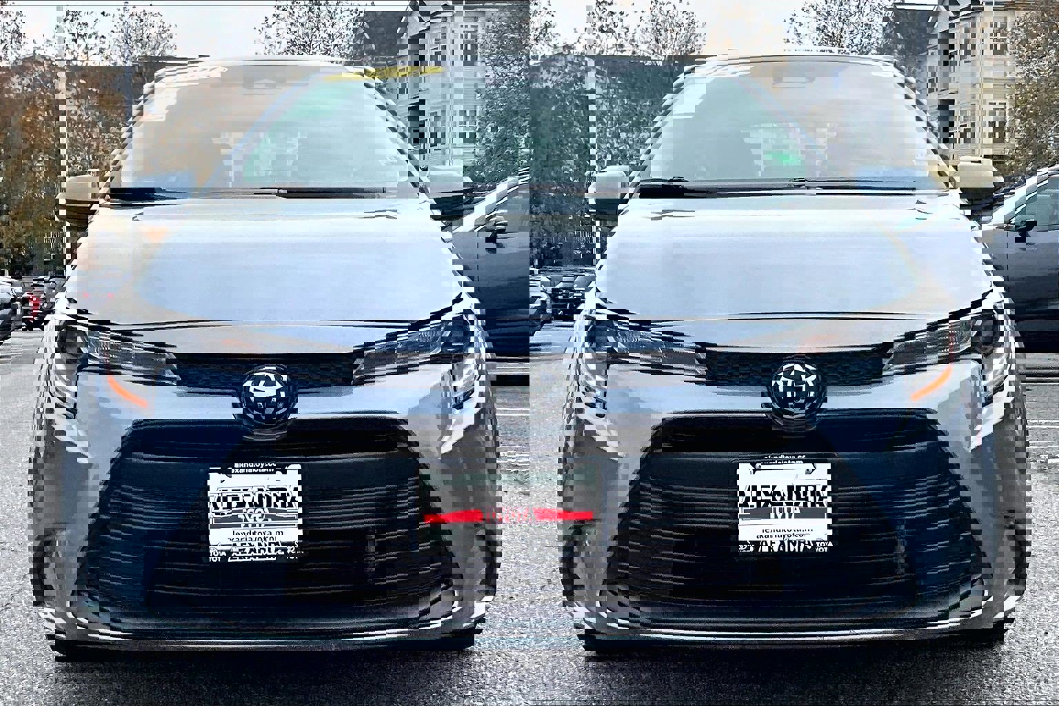 Used 2024 Toyota Corolla LE image 3