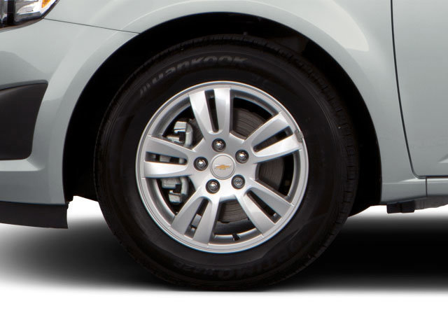 Used 2012 Chevrolet Sonic LS image 14