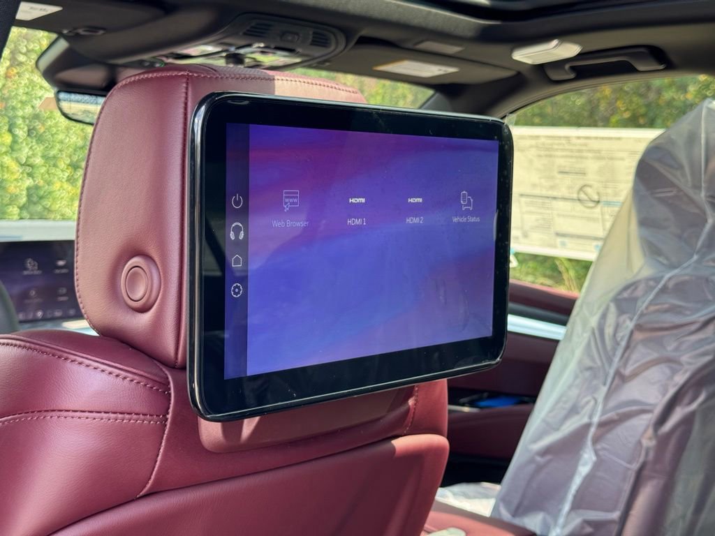 New 2026 Cadillac Escalade ESV Luxury image 25