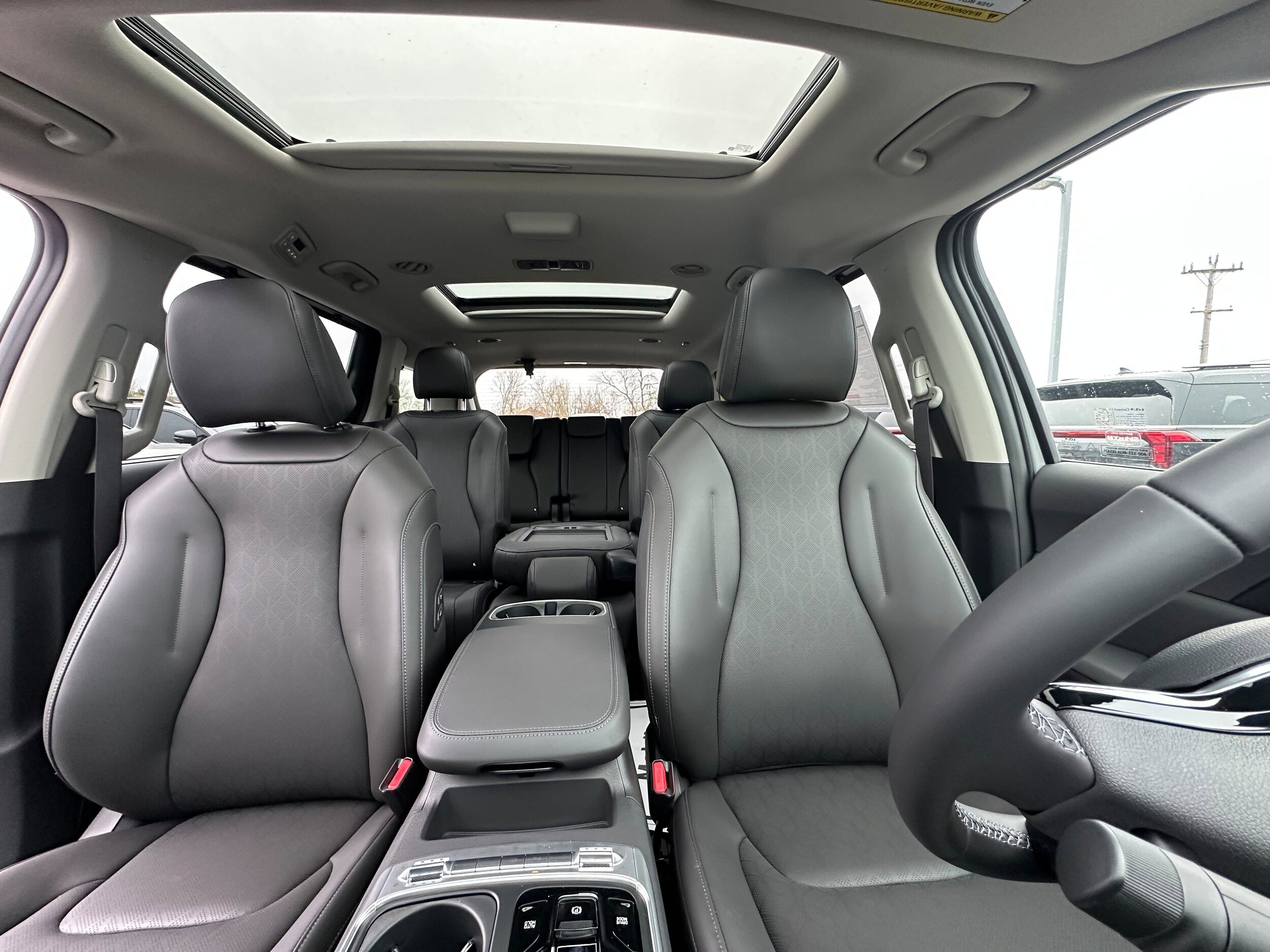 New 2026 Kia Carnival SX image 27