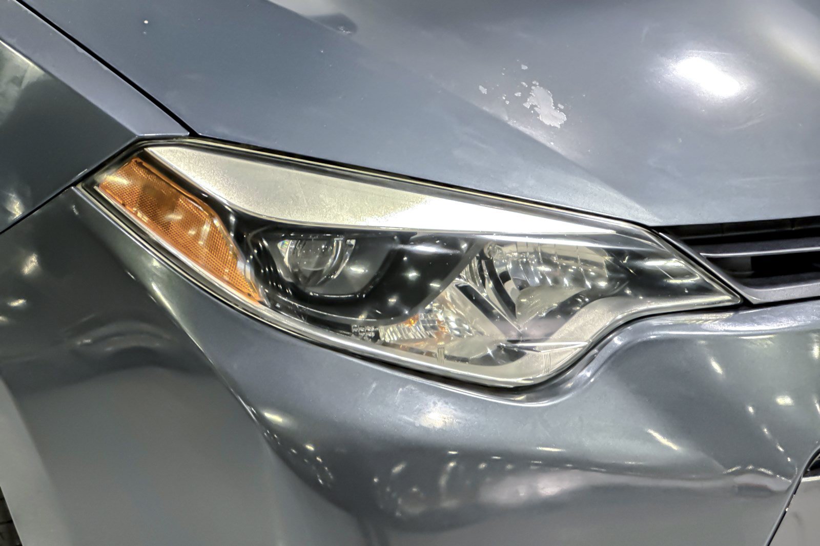 Used 2015 Toyota Corolla LE FWD image 12