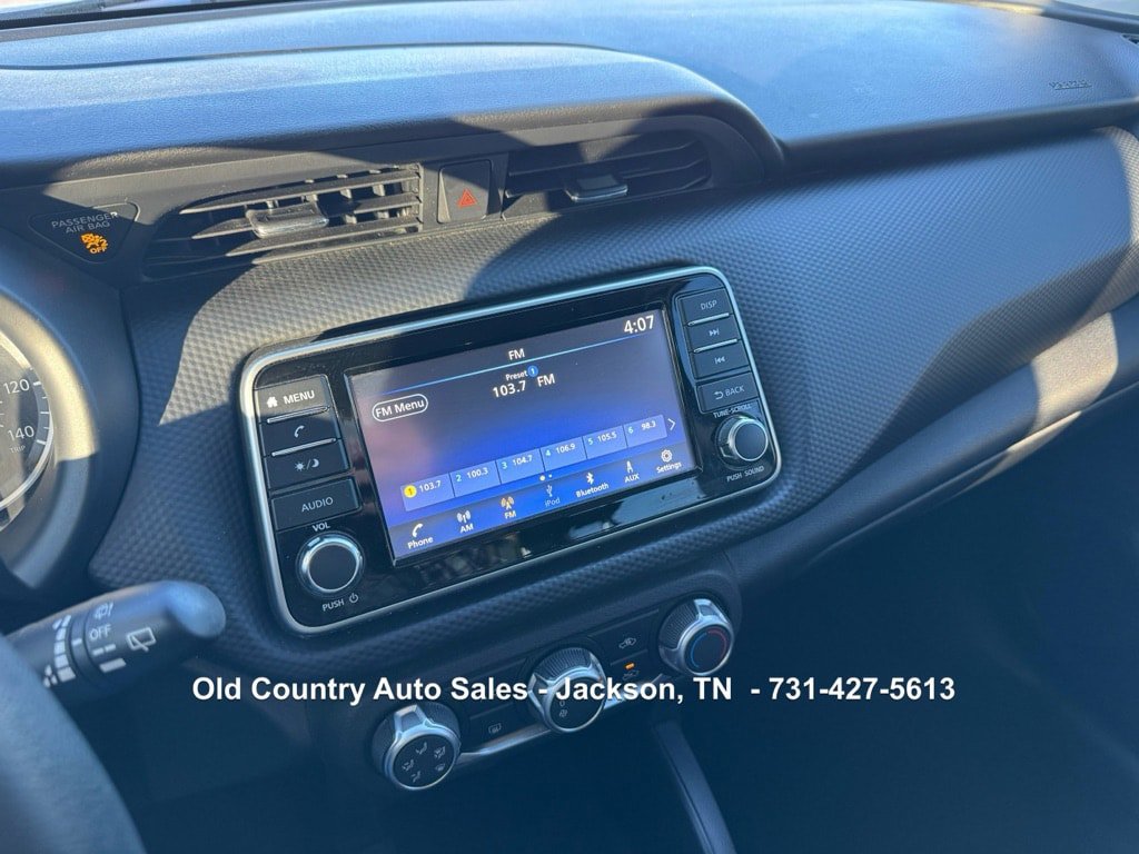Used 2022 Nissan Kicks S w/ Interior Electronics Package FWD image 25